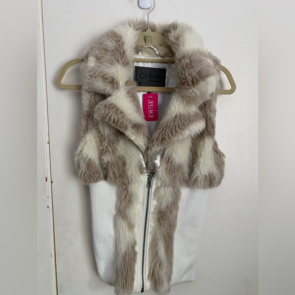 Ci Sono Vest
